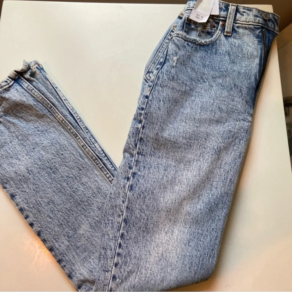 Classic Blue Women's Jeans - Picture 2 of 3